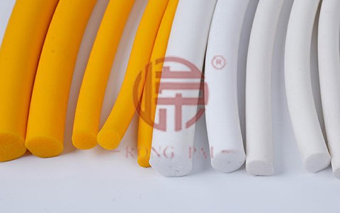 硅膠密封條在高溫的情況還能保持密封嗎？-常州嶸牌橡塑制品有限公司